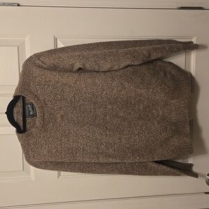 Woolrich - Wool BlendSweater. Brown. Size Large. Exceptional condition!!